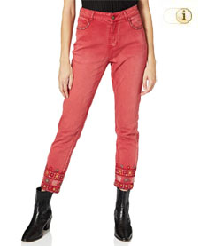 Knöchellange Desigual Exotic Jeans delfos. Ausgeblichene Skinny Pants mit Stickereien, Bordüren und kleinen Spiegeln an den Knöcheln. Farbe: rot.