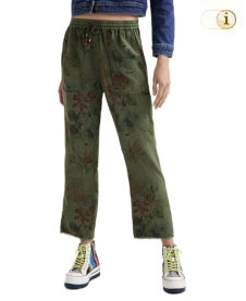 Desigual Hose mit Mickey Prints und blumiger Camoflower. Farbe: grün.