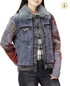 Desigual Jeansjacke PANA mit Blumendruck-Print und Kunstpelzkragen. Farbe: Blau.