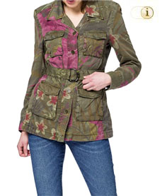 Jacke camoasis mit blumigen Camouflage-Muster. Stoffe: 100% Lyocell. Farbe: grün.