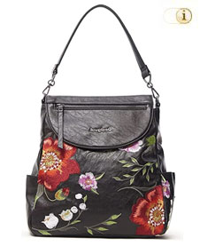 Desigual Rucksack NIAGARA POSITANO mit halbmondförmiger Verschlussklappe und Blumenstickerei sowie Außenfächern. Aus edlem Lederimitat. Farbe: Schwarz.