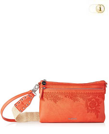 Across Body Bag mit Boho-Look und Blumenprint auf edlem Lederimitat. Farbe: orange.