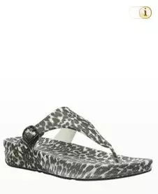 Fitflop “Leopard”. Offene Sandalen mit Keilabsatz, Leopardmusterung.